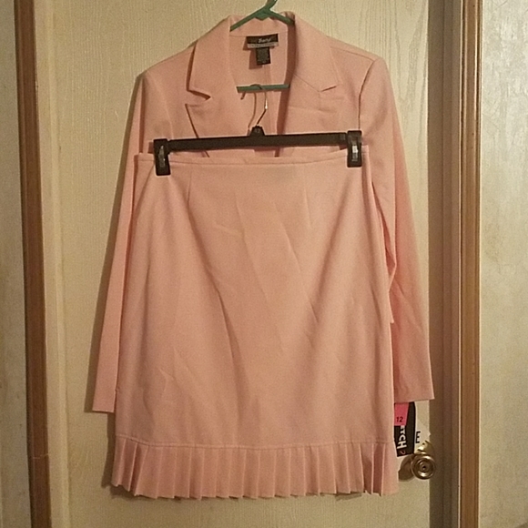 Tracy Evans Dresses & Skirts - TRACY EVANS Women's Pink New Skirt Set, Size 12
